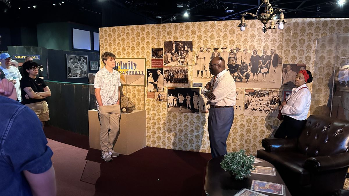 Carter at the Celebrity Baseball exhibit