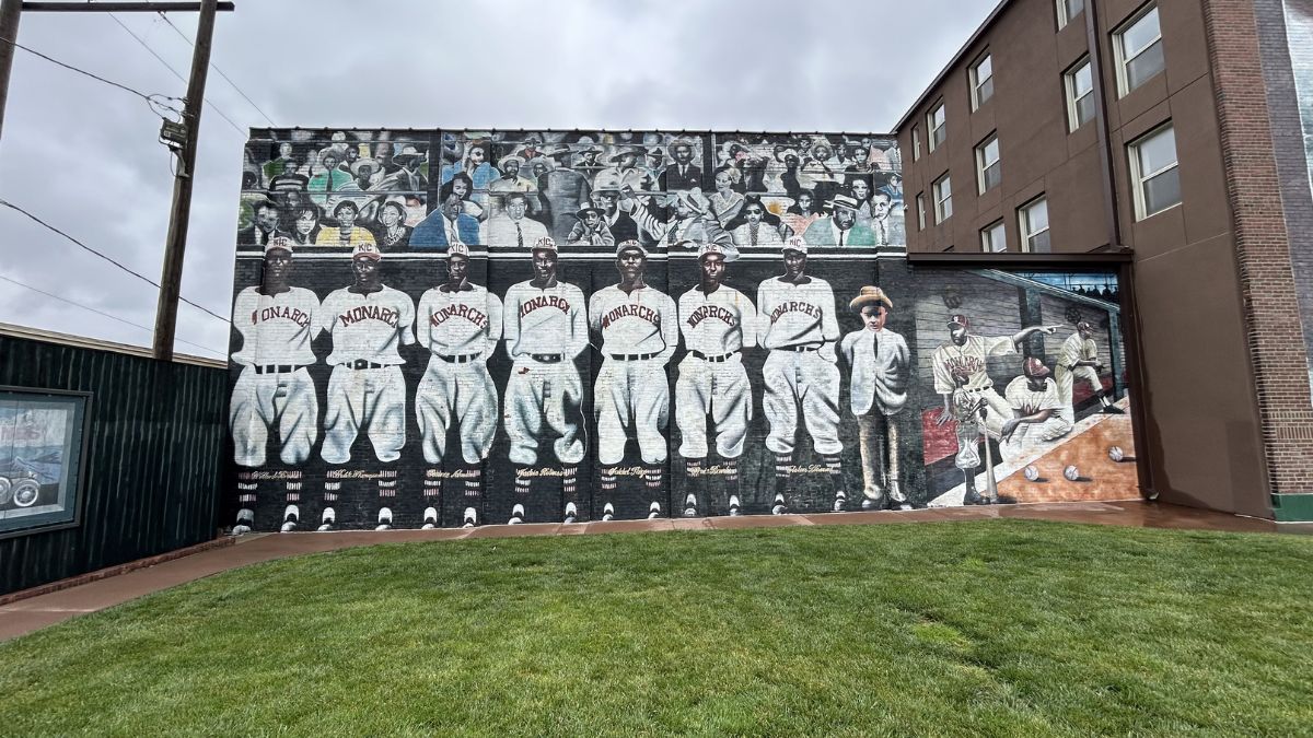 Kansas City Monarchs mural at Paseo YMCA